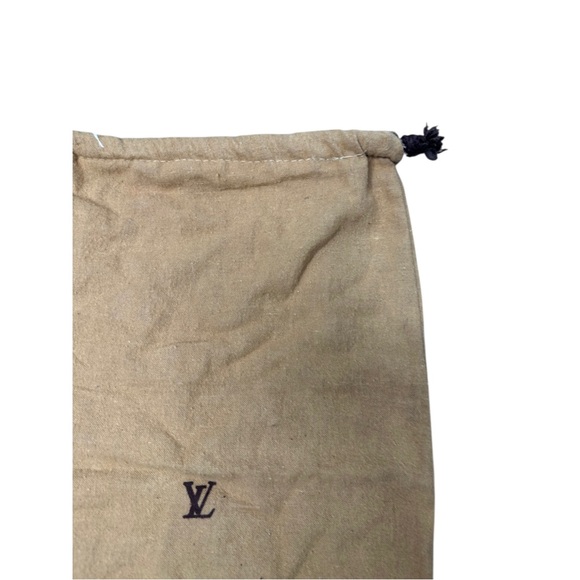 Louis Vuitton Beige Drawstring Pouch - Picture 3 of 5